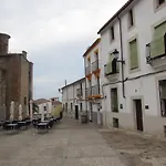 La Machacona Plaza De Santiago Caces
