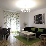 Apartament La Machacona Plaza De Santiago Caces