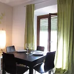 Apartament La Machacona Plaza De Santiago Caces