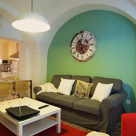 Apartamentos La Machacona Plaza De Santiago * Caceres