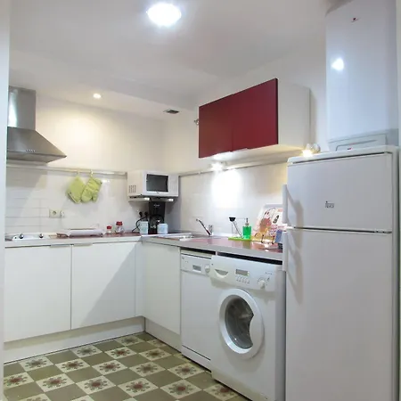 Apartamentos La Machacona Plaza De Santiago Lägenhet Caces