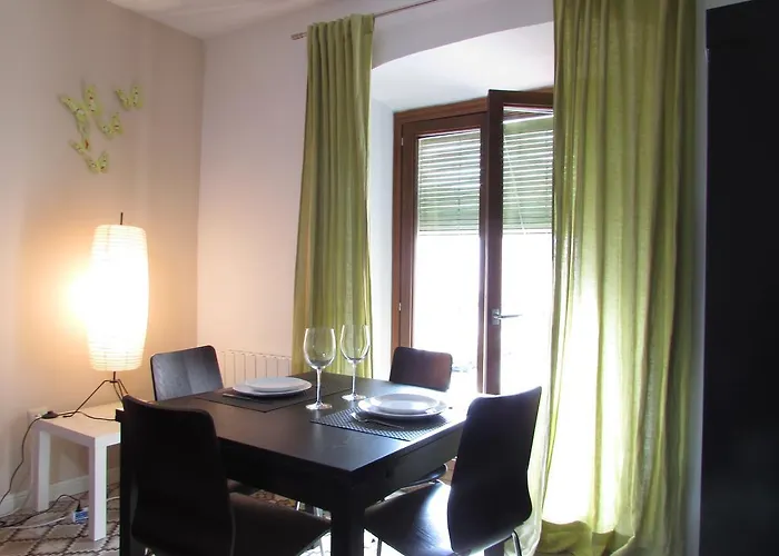 Апартаменты La Machacona Plaza De Santiago Касерес